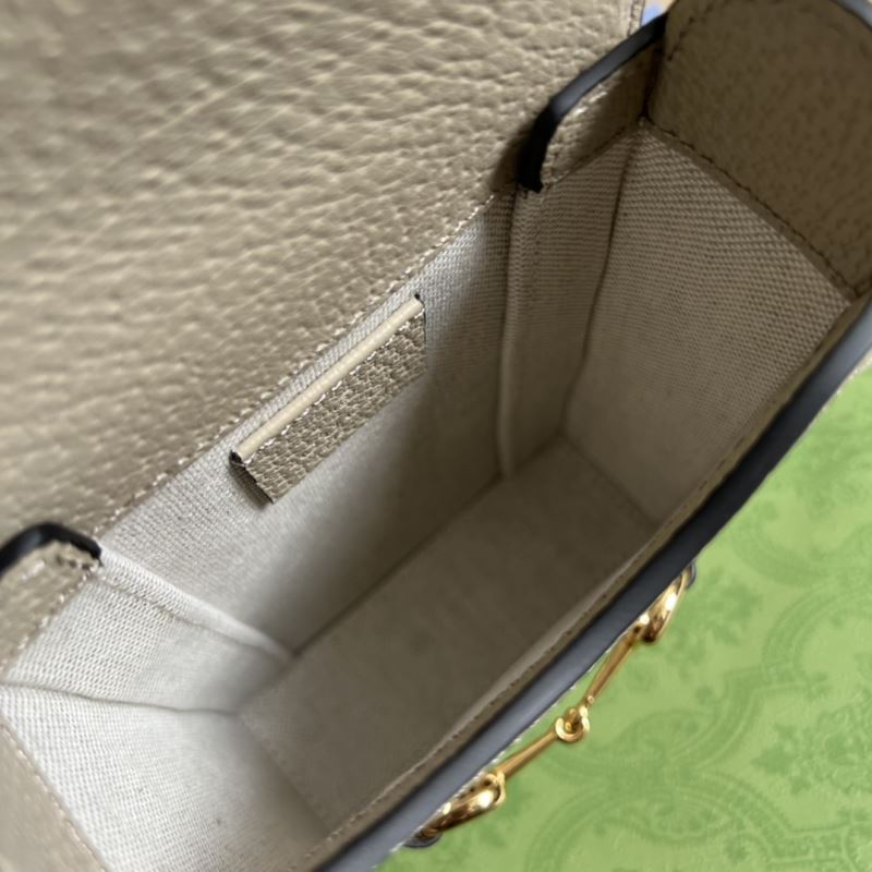 Gvc*1 horsebit bags